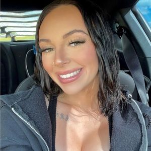 Meet your Posher, Destiny